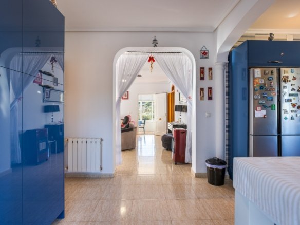 3 Bedroom 2 Bathroom Country House in La Zarza - Caza De Casa