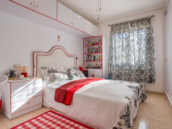 3 Bedroom 2 Bathroom Country House in La Zarza - Caza De Casa