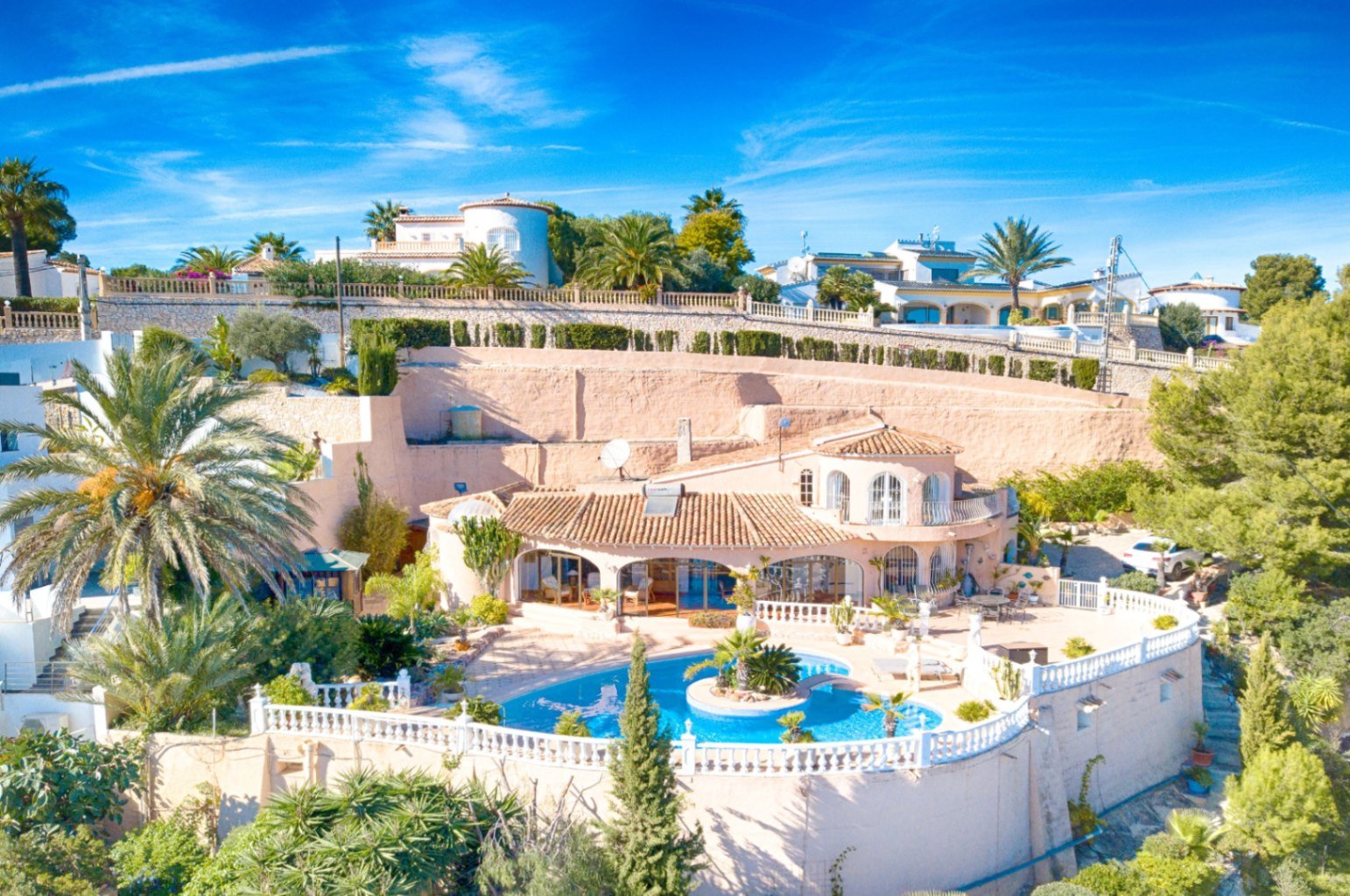 3 Bedroom 2 Bathroom villa in Moraira - Caza De Casa