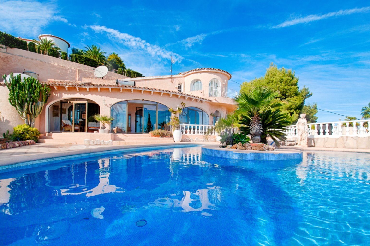 3 Bedroom 2 Bathroom villa in Moraira - Caza De Casa
