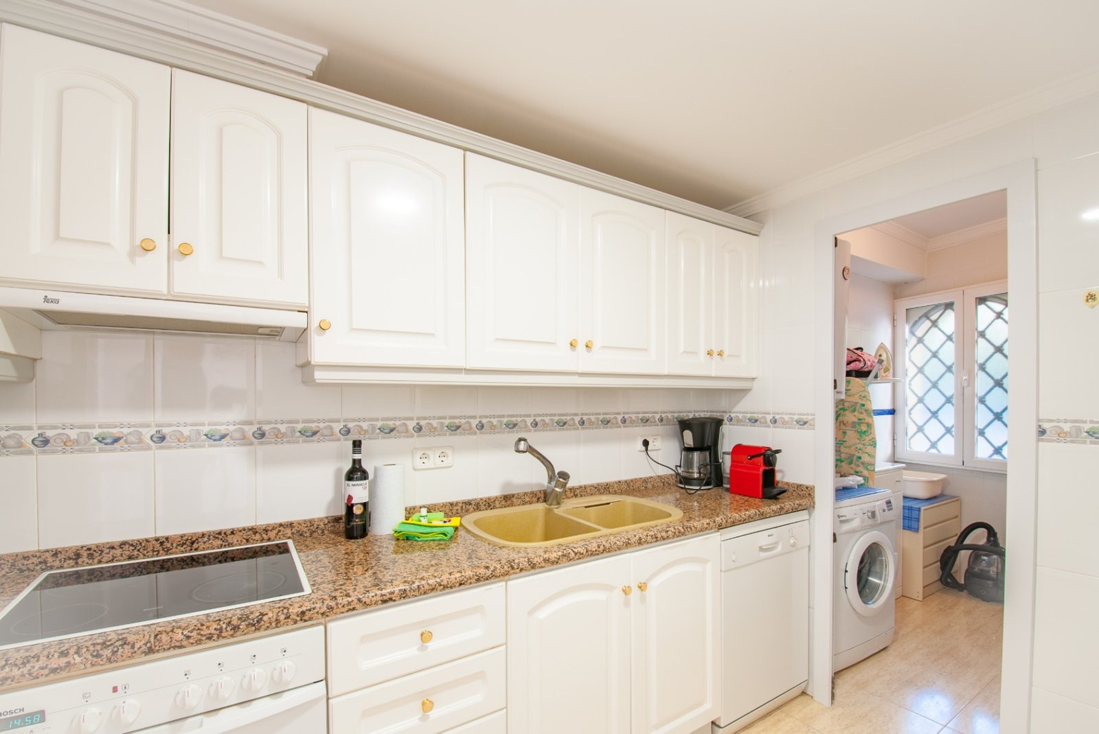 2 Bedroom 1 Bathroom apartment in Moraira - Caza De Casa