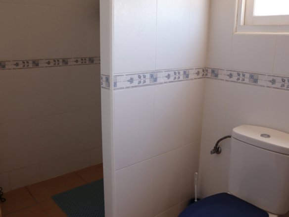 4 Bedroom 3 Bathroom Villa in Orba - Caza De Casa