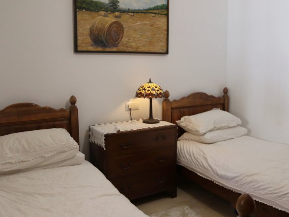 4 Bedroom 3 Bathroom Villa in Orba - Caza De Casa