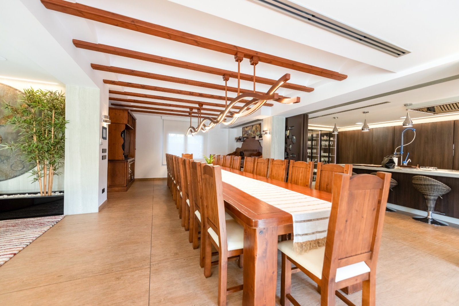 4 Bedroom 6 Bathroom villa in Calpe - Caza De Casa