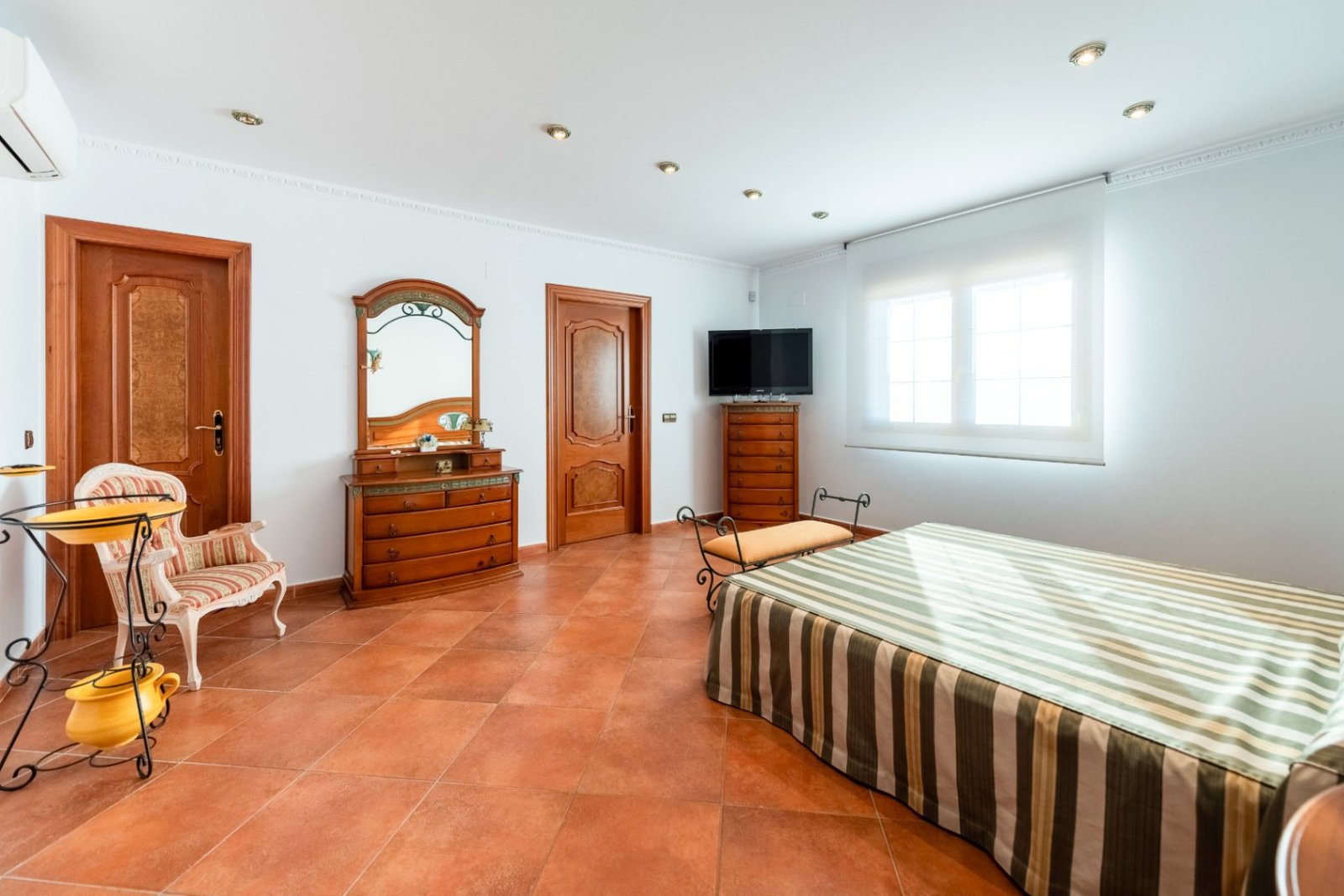 4 Bedroom 6 Bathroom villa in Calpe - Caza De Casa