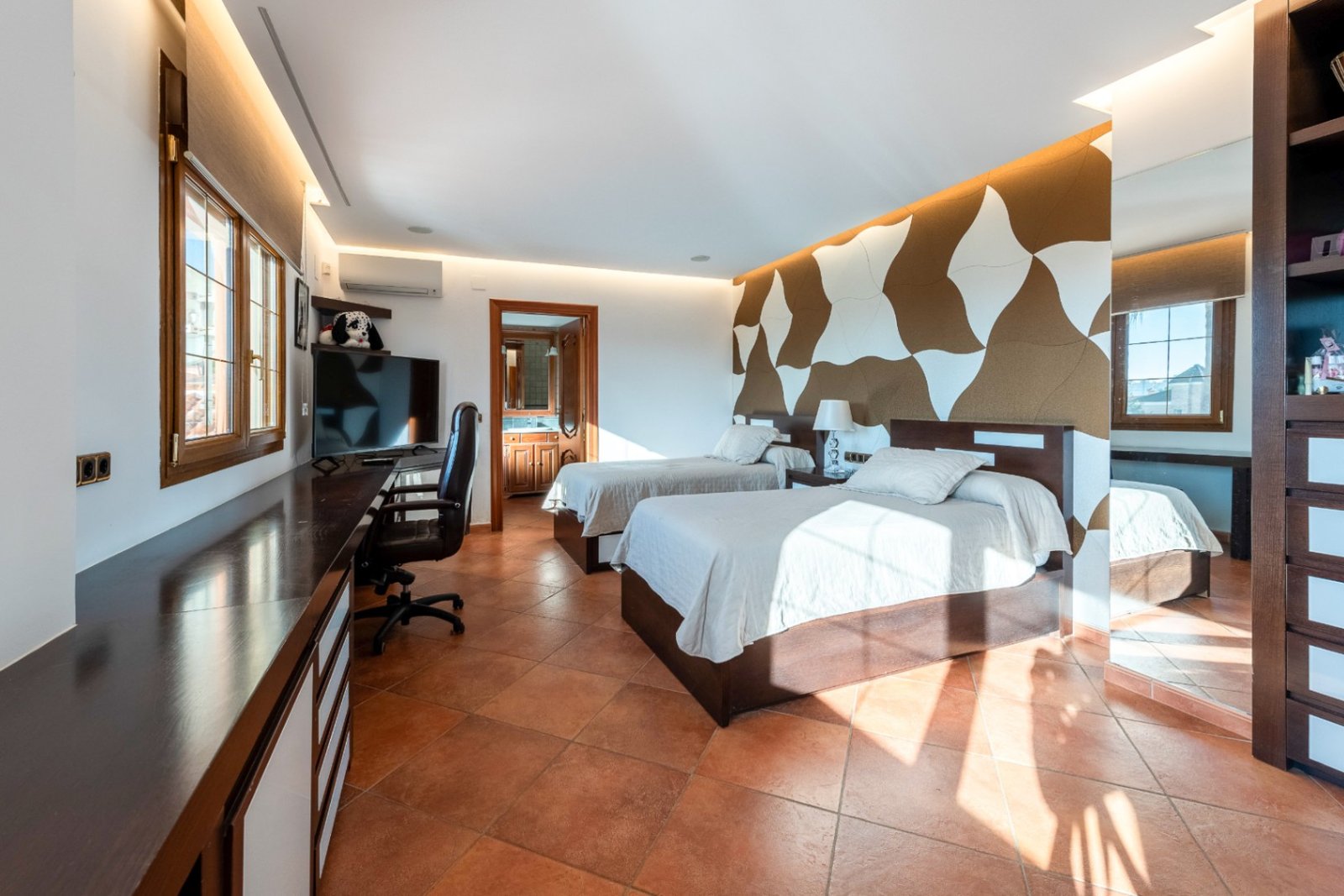 4 Bedroom 6 Bathroom villa in Calpe - Caza De Casa