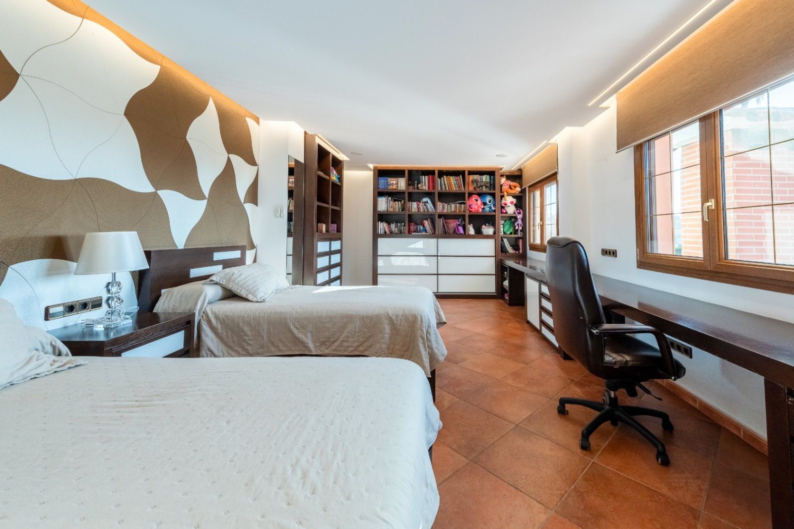 4 Bedroom 6 Bathroom villa in Calpe - Caza De Casa
