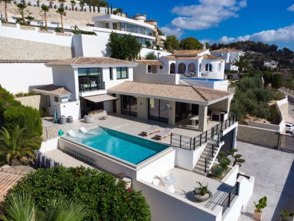 3 Bedroom 2 Bathroom villa in Benissa - Caza De Casa