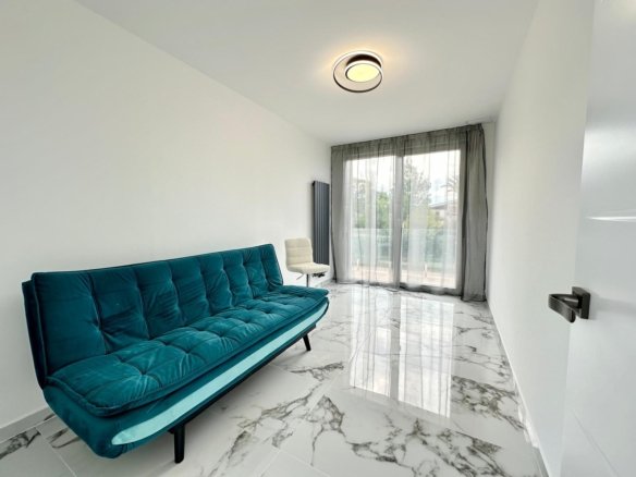 5 Bedroom 3 Bathroom Villa in Petrer - Caza De Casa