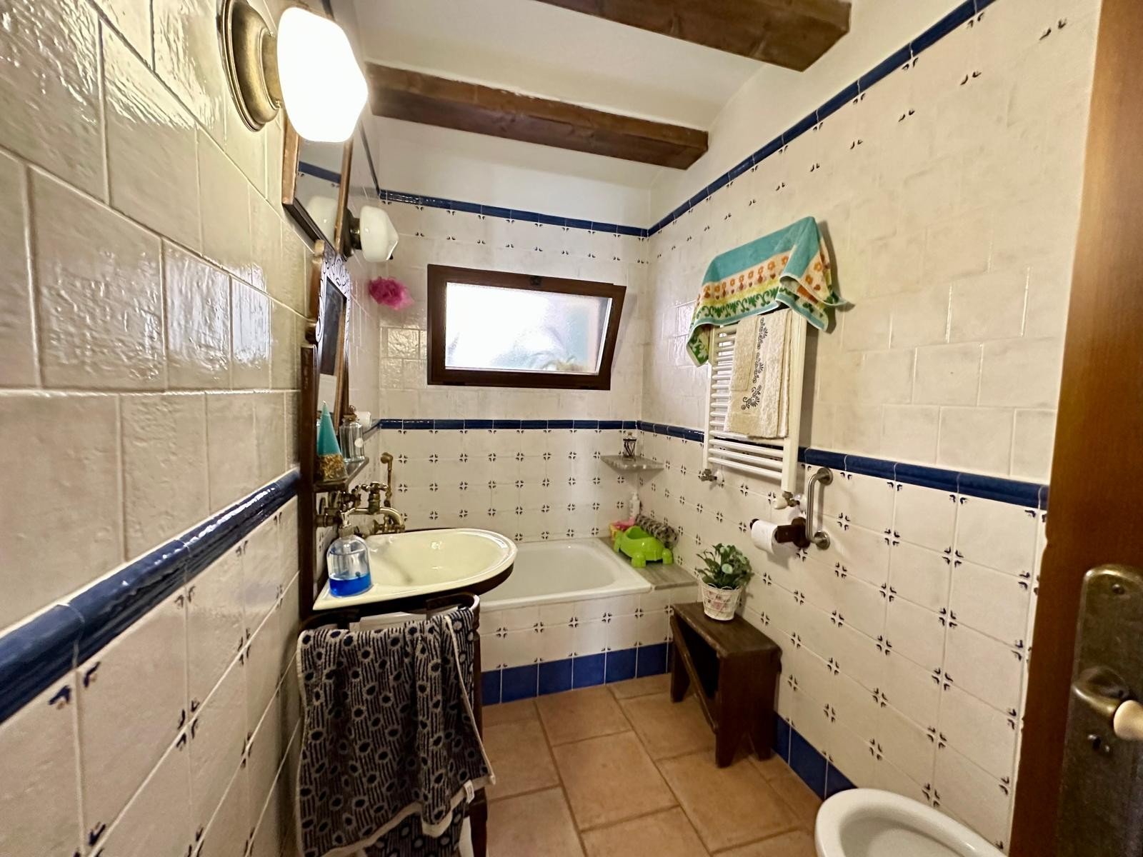 1270b5c79670bc68 8 Bedroom 7 Bathroom Villa in Yecla - Caza De Casa