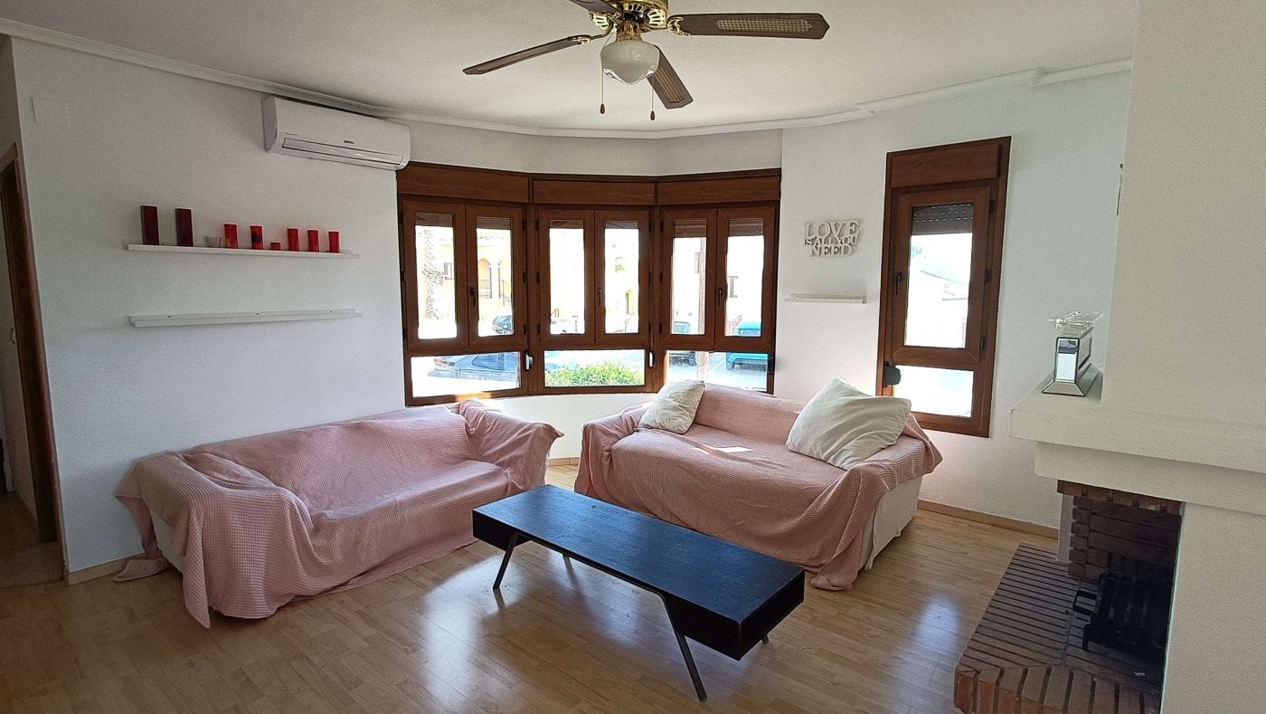 3 Bedroom 2 Bathroom Villa in Algorfa - Caza De Casa