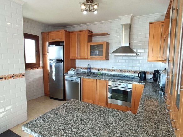 3 Bedroom 2 Bathroom Villa in Algorfa - Caza De Casa