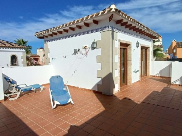 3 Bedroom 2 Bathroom Villa in Algorfa - Caza De Casa