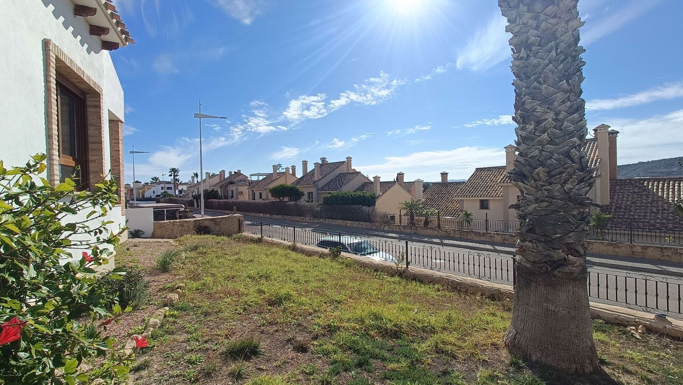 3 Bedroom 2 Bathroom Villa in Algorfa - Caza De Casa