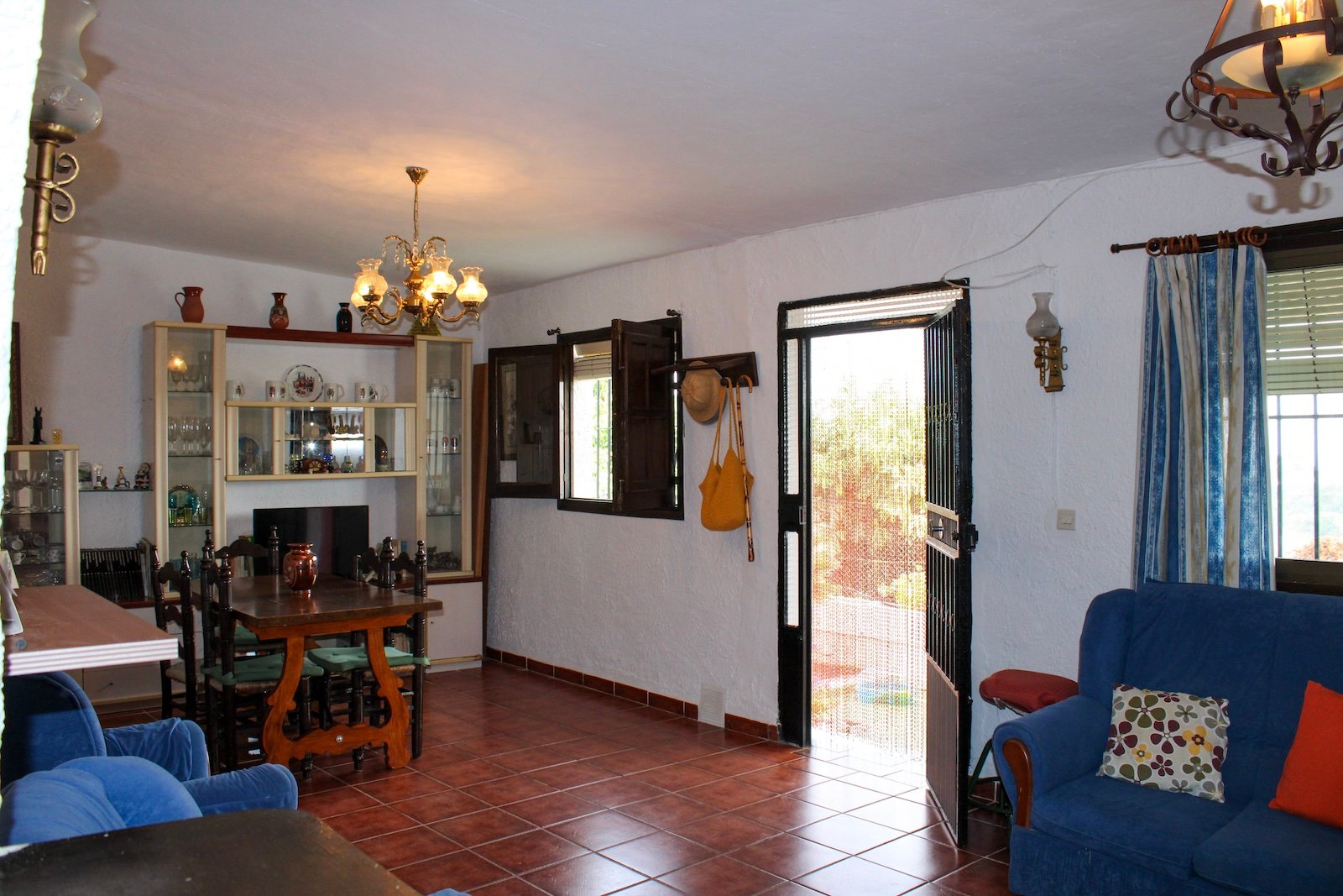 4 Bedroom 2 Bathroom Villa in Nerja - Caza De Casa
