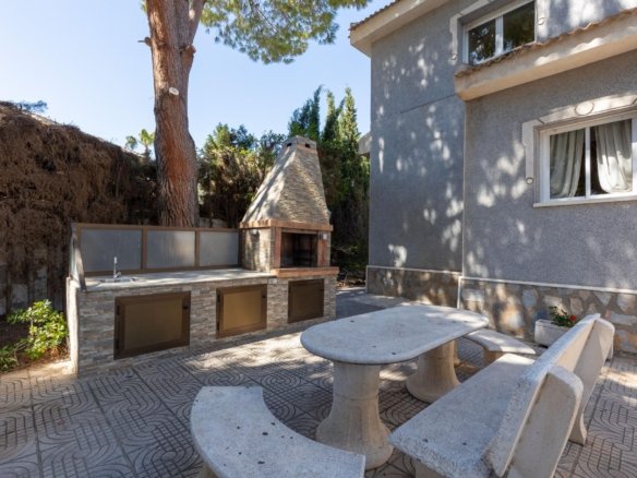 5 Bedroom 5 Bathroom Villa in Rojales - Caza De Casa