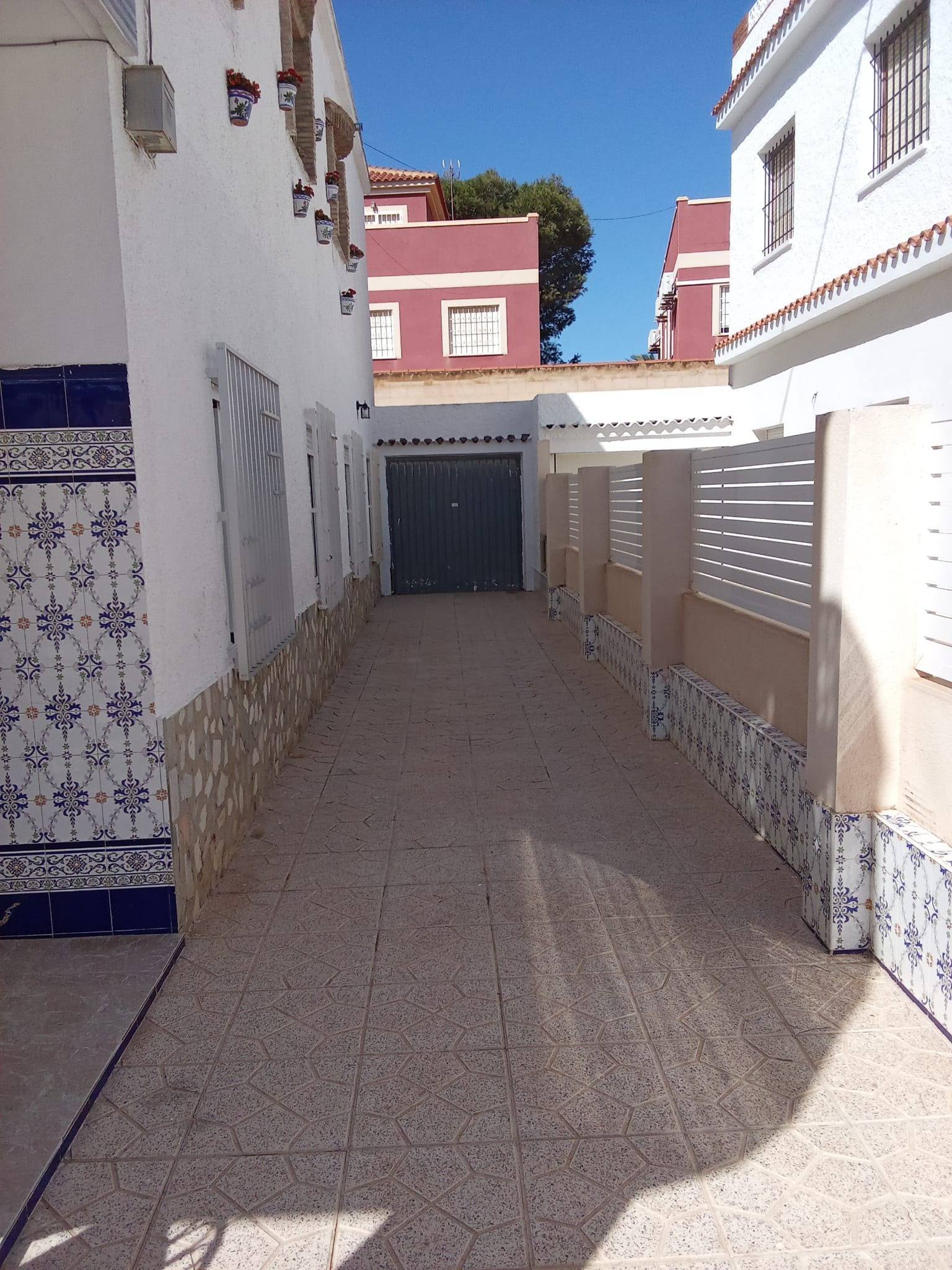 {type[1]} in {town[1]} - Caza De Casa