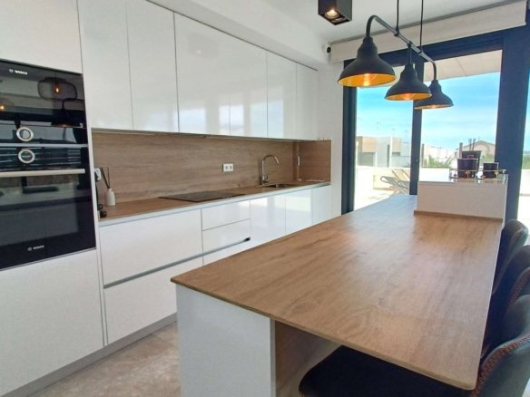 3 Bedroom 4 Bathroom Villa in Algorfa - Caza De Casa