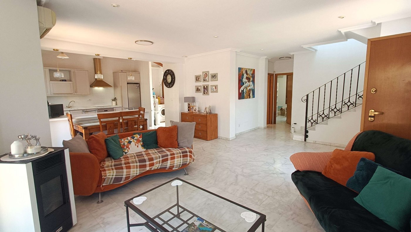 3 Bedroom 2 Bathroom Villa in Algorfa - Caza De Casa