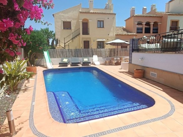 3 Bedroom 2 Bathroom Villa in Algorfa - Caza De Casa