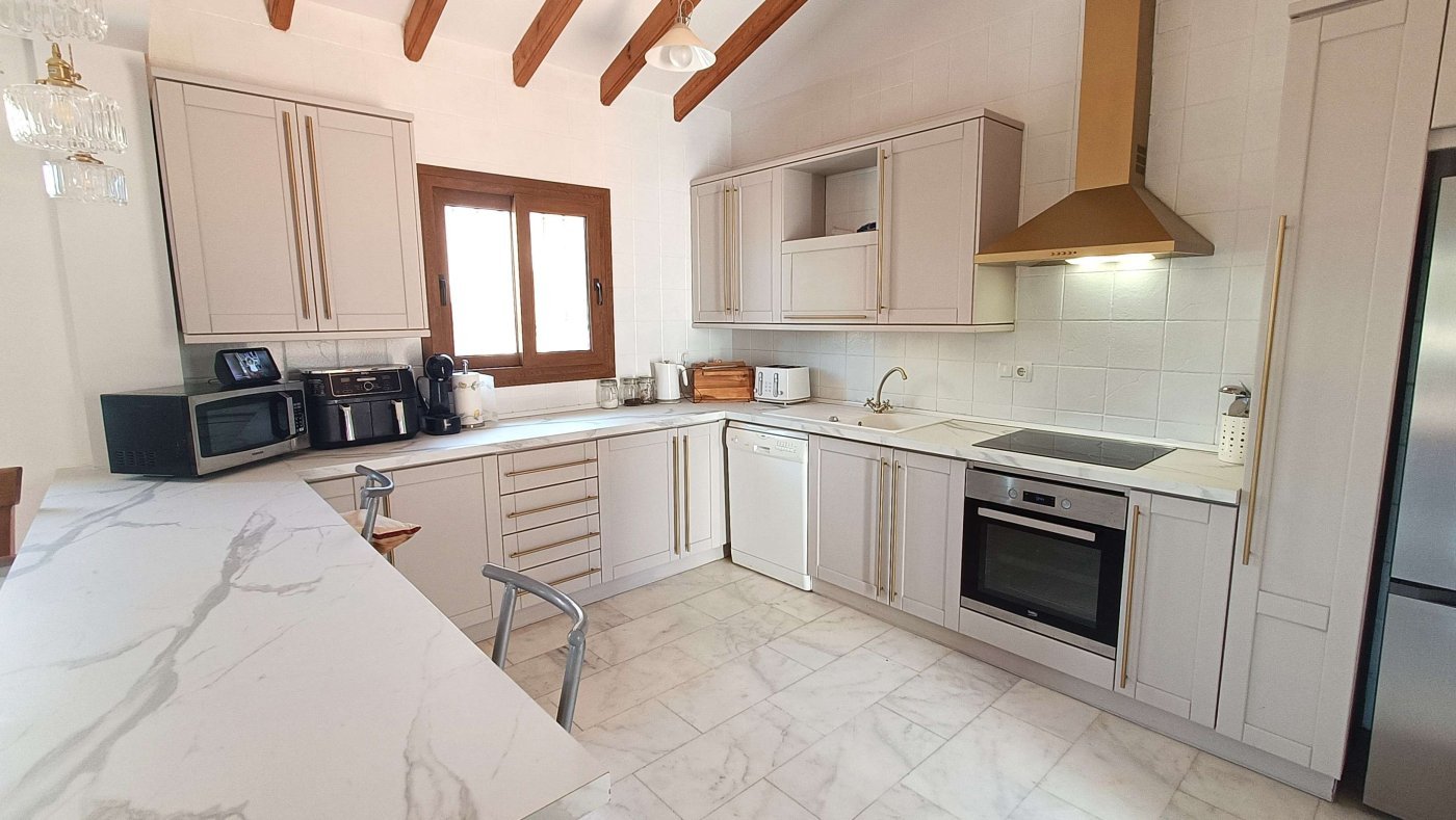 3 Bedroom 2 Bathroom Villa in Algorfa - Caza De Casa