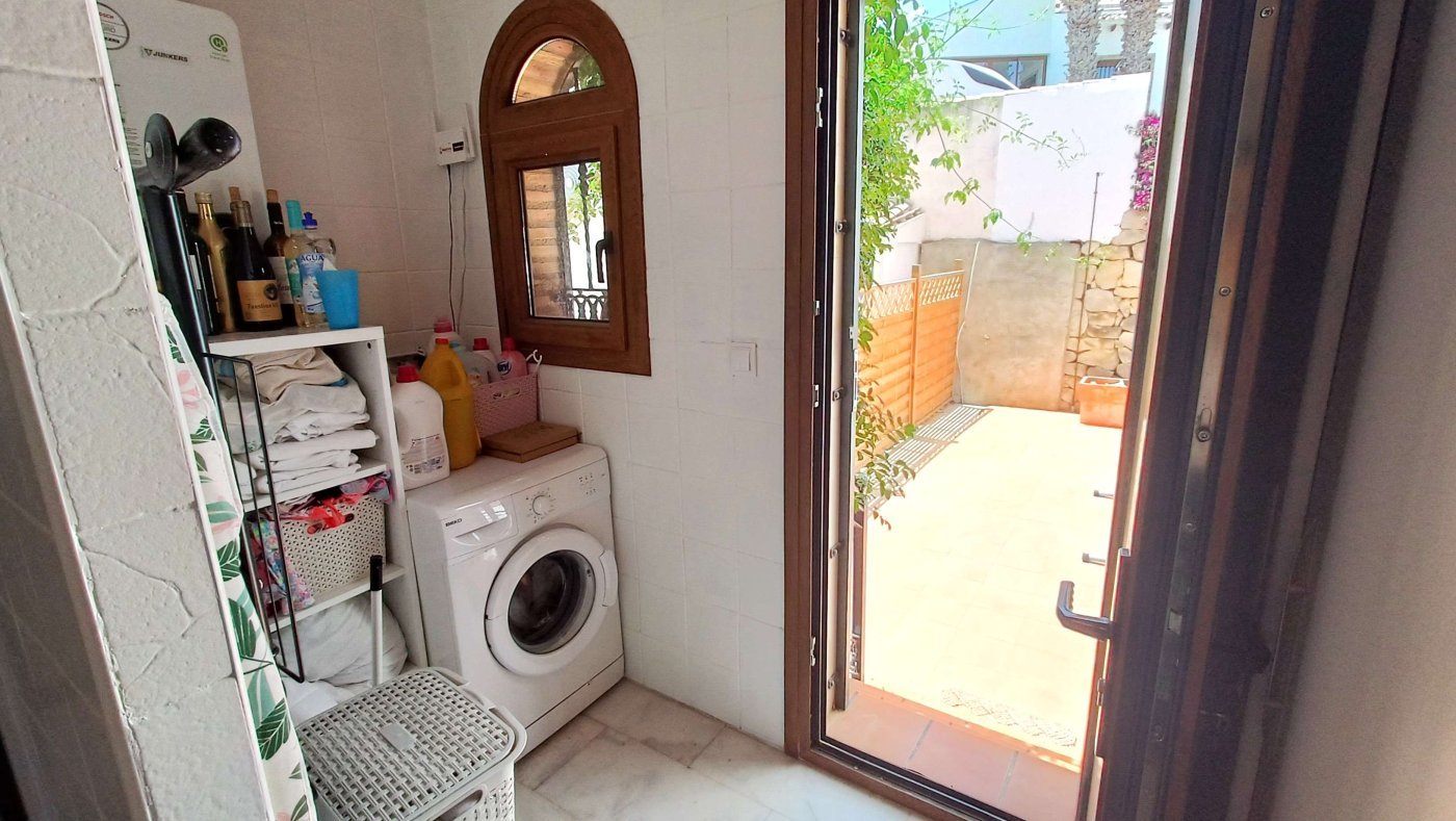 3 Bedroom 2 Bathroom Villa in Algorfa - Caza De Casa