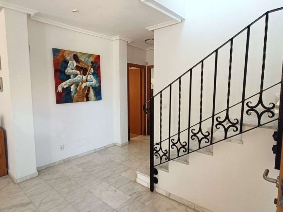 3 Bedroom 2 Bathroom Villa in Algorfa - Caza De Casa