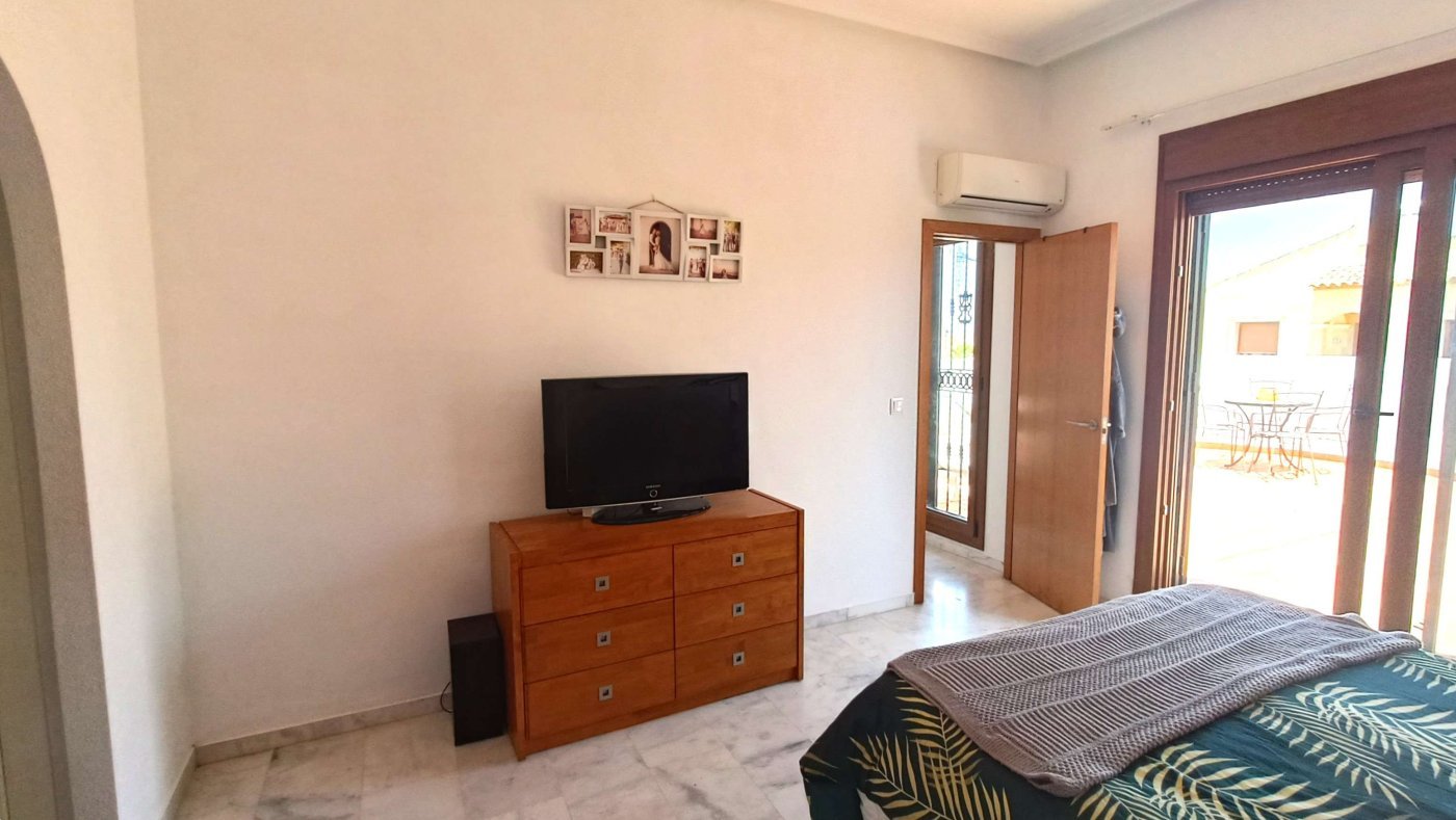 3 Bedroom 2 Bathroom Villa in Algorfa - Caza De Casa