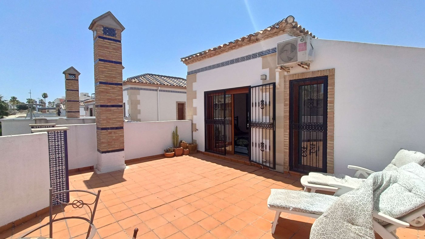 3 Bedroom 2 Bathroom Villa in Algorfa - Caza De Casa