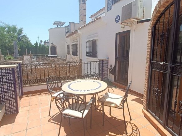 3 Bedroom 2 Bathroom Villa in Algorfa - Caza De Casa