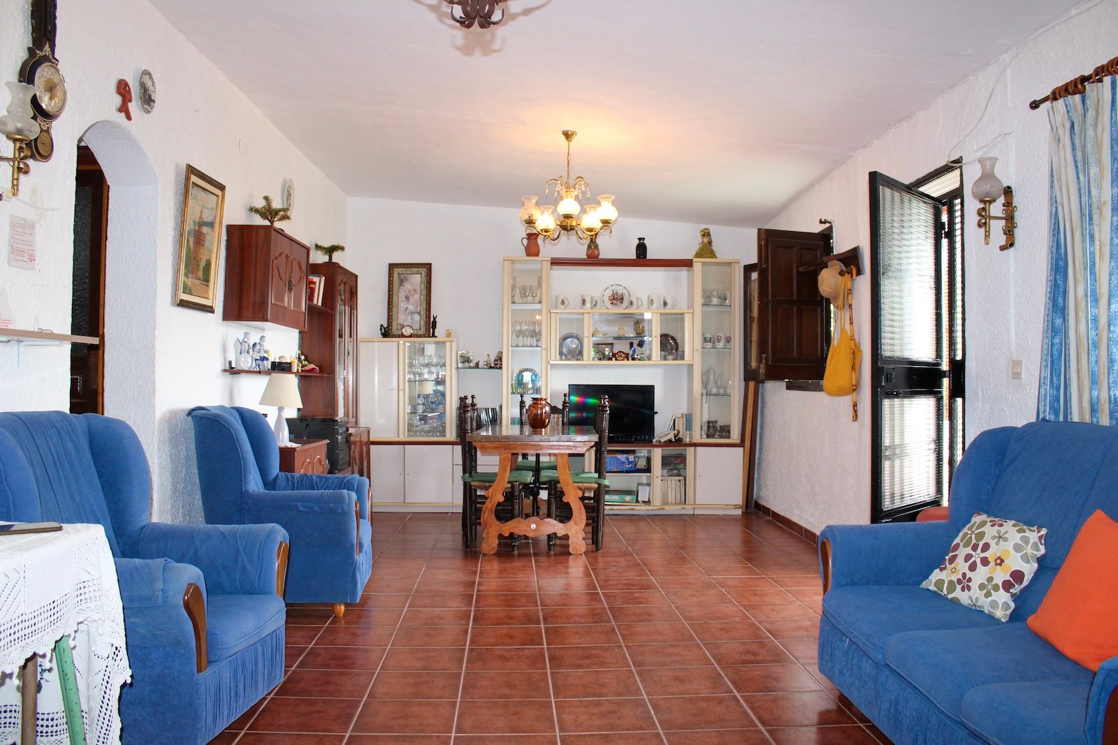 4 Bedroom 2 Bathroom Villa in Nerja - Caza De Casa