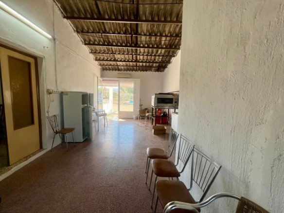 3 Bedroom 1 Bathroom Country House in Las Encebras - Caza De Casa