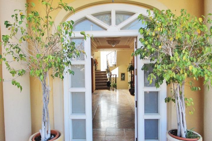 4 Bedroom 3 Bathroom Villa in Elche - Caza De Casa
