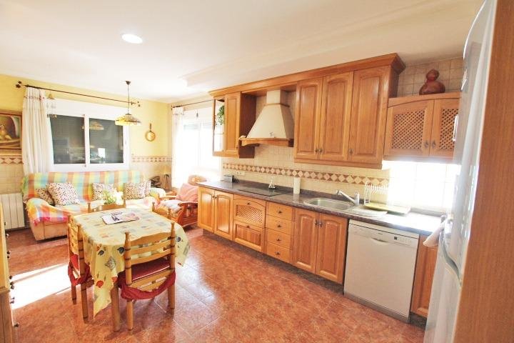4 Bedroom 3 Bathroom Villa in Elche - Caza De Casa