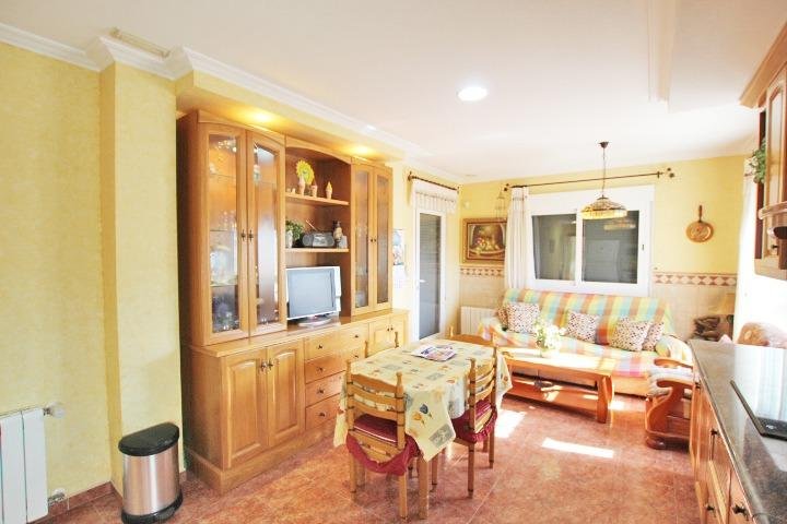 4 Bedroom 3 Bathroom Villa in Elche - Caza De Casa