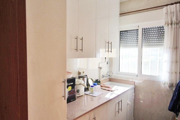 4 Bedroom 3 Bathroom Villa in Elche - Caza De Casa