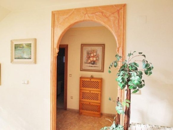 4 Bedroom 3 Bathroom Villa in Elche - Caza De Casa