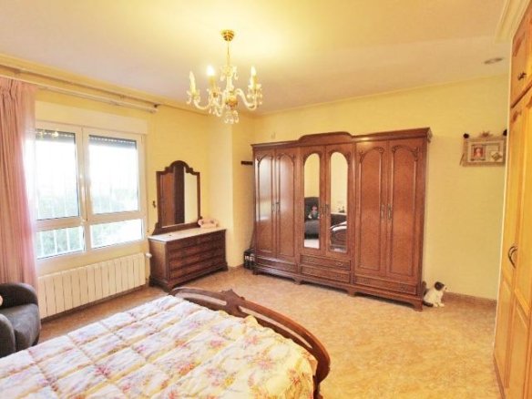 4 Bedroom 3 Bathroom Villa in Elche - Caza De Casa