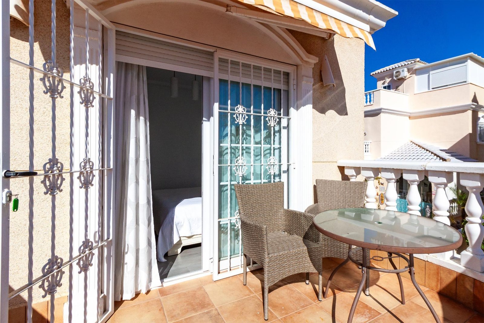 14-34 4 Bedroom 1 Bathroom Villa in Orihuela Costa - Caza De Casa