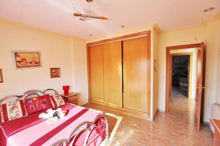 4 Bedroom 3 Bathroom Villa in Elche - Caza De Casa