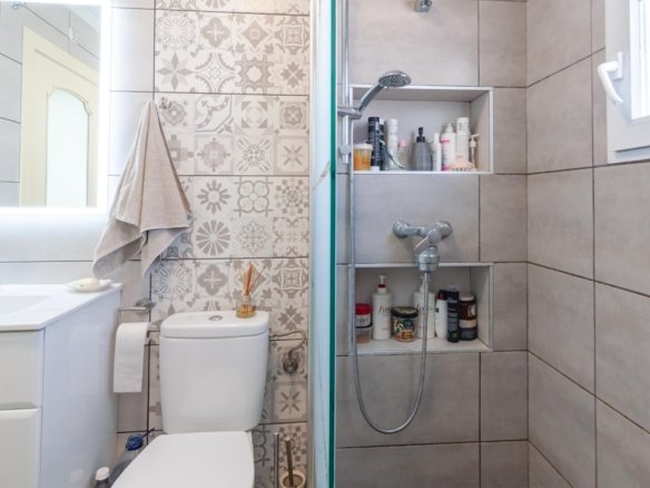 4 Bedroom 1 Bathroom Villa in Orihuela Costa - Caza De Casa