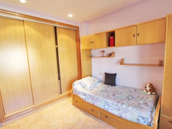 4 Bedroom 3 Bathroom Villa in Elche - Caza De Casa