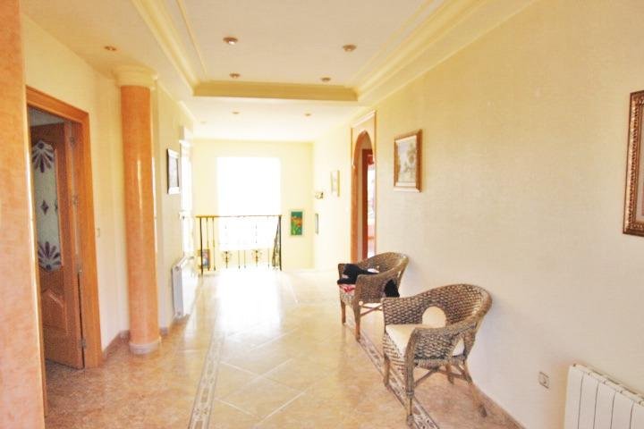 4 Bedroom 3 Bathroom Villa in Elche - Caza De Casa
