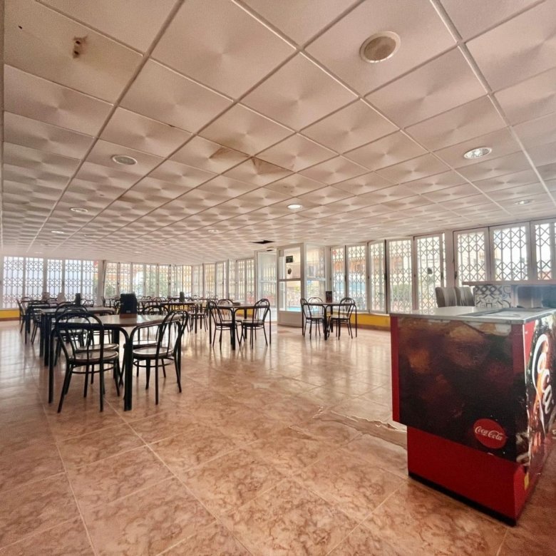 Commercial in Torrevieja - Caza De Casa
