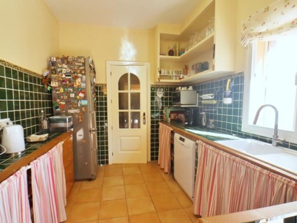 3 Bedroom 2 Bathroom Villa in Oliva - Caza De Casa