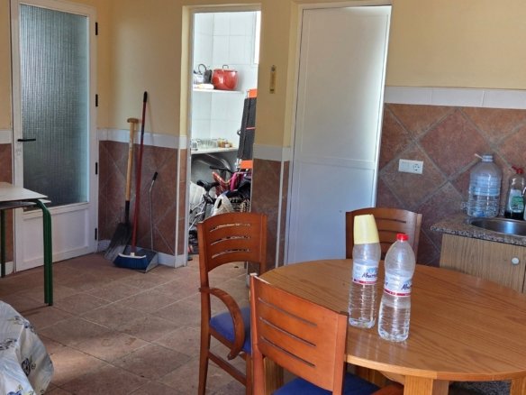 1 Bathroom Country House in Yecla - Caza De Casa