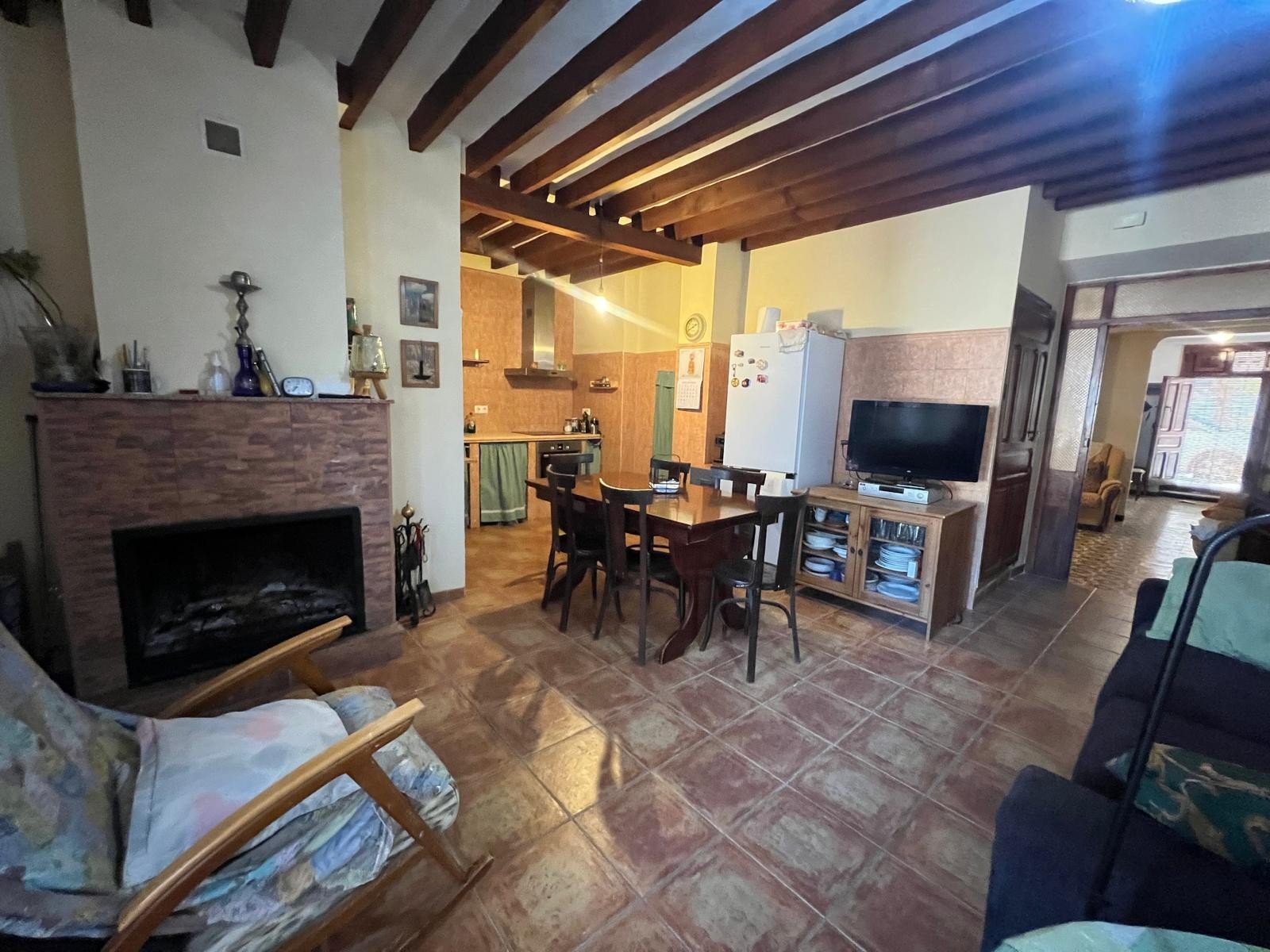 5 Bedroom 2 Bathroom Town House in Pinoso - Caza De Casa