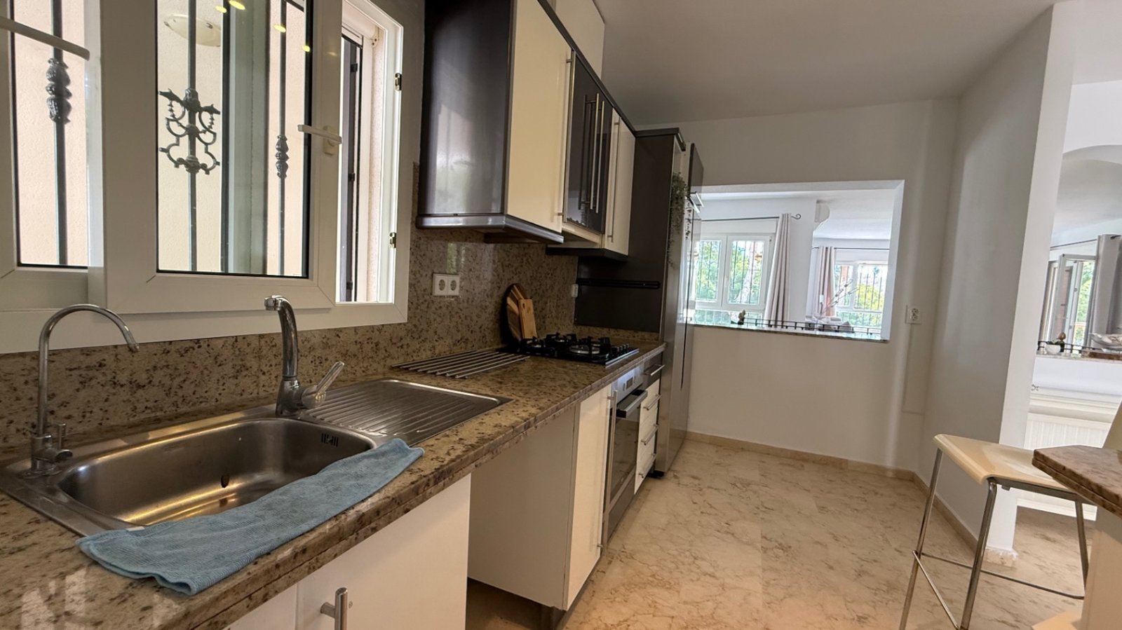 4 Bedroom 2 Bathroom Villa in Orihuela - Caza De Casa