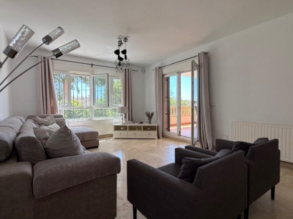 4 Bedroom 2 Bathroom Villa in Orihuela - Caza De Casa