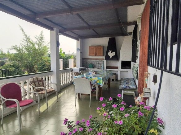 4 Bedroom 2 Bathroom Villa in Nerja - Caza De Casa